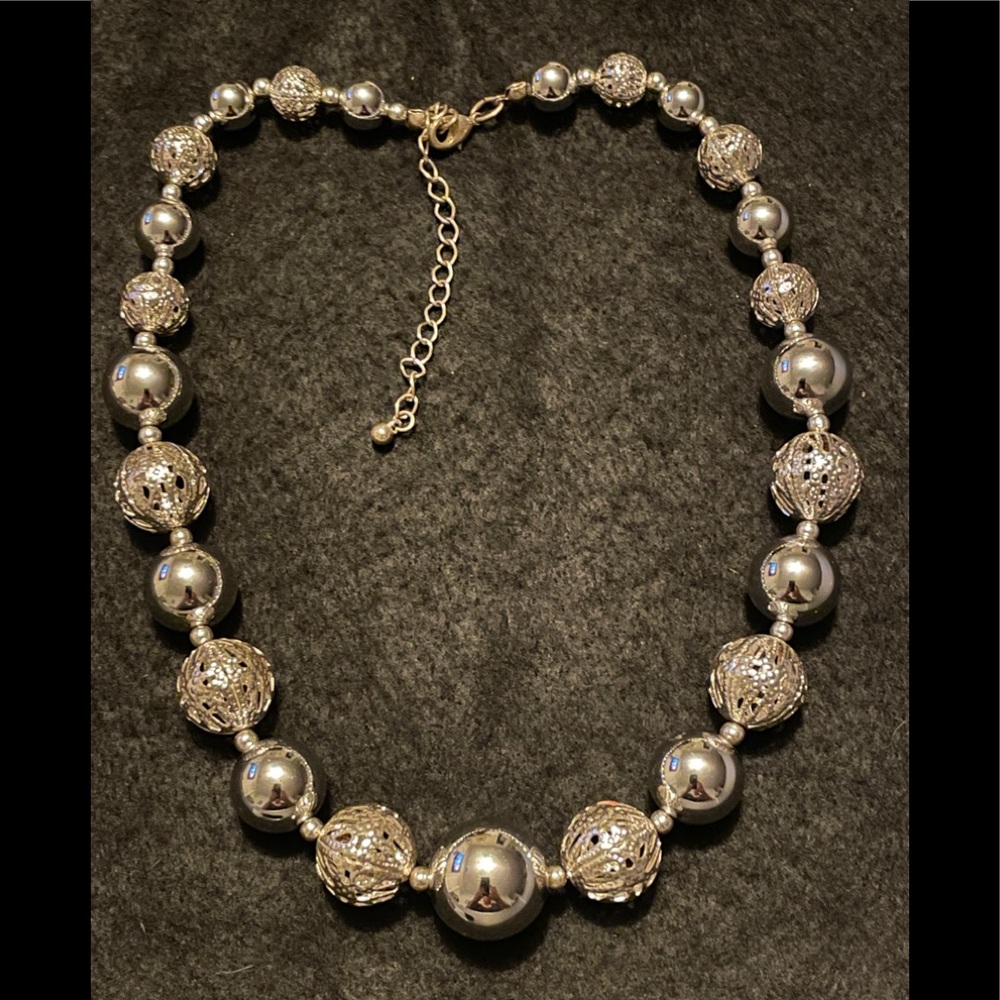 Silver Toned beaded Necklace